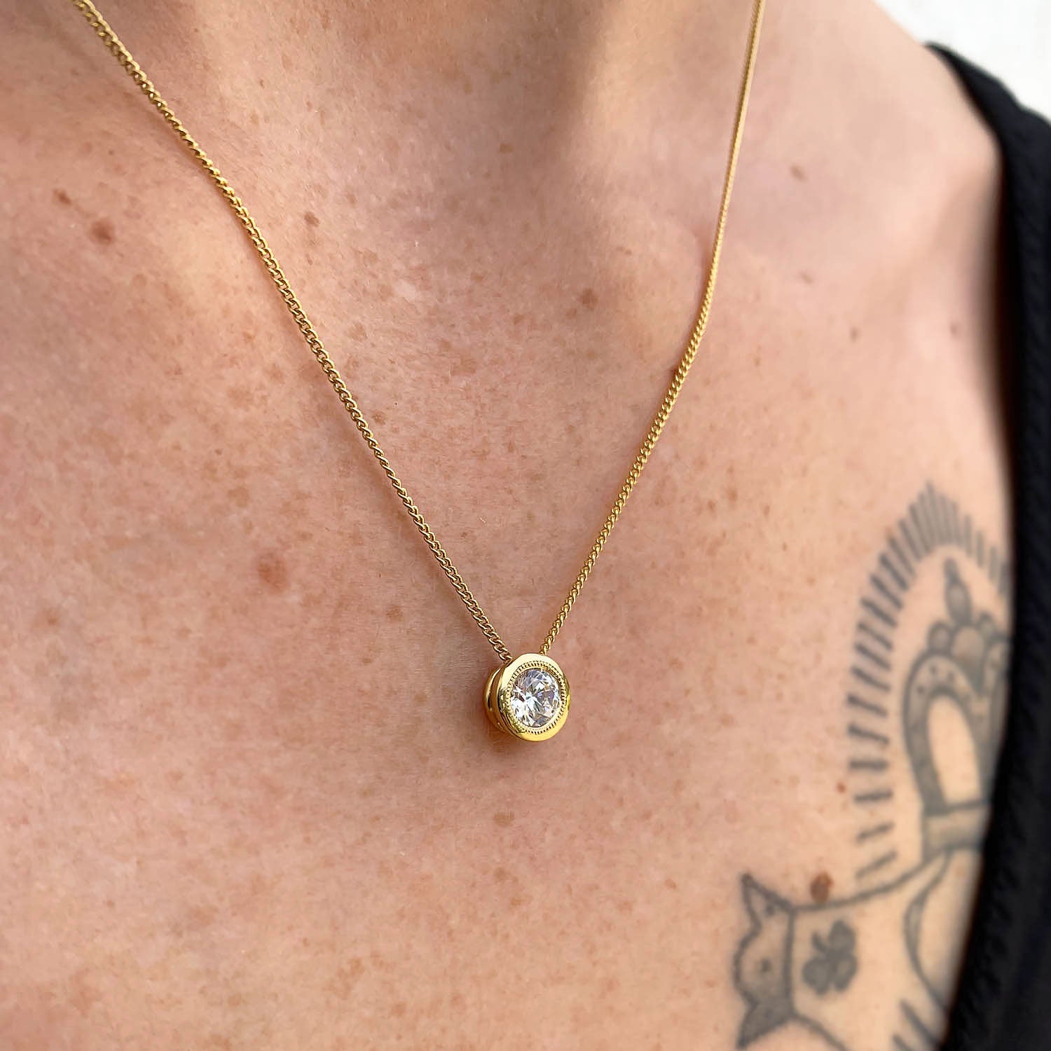 Perfectus Artisanal Gold and Recycled Diamond Rub-over Pendant Necklace