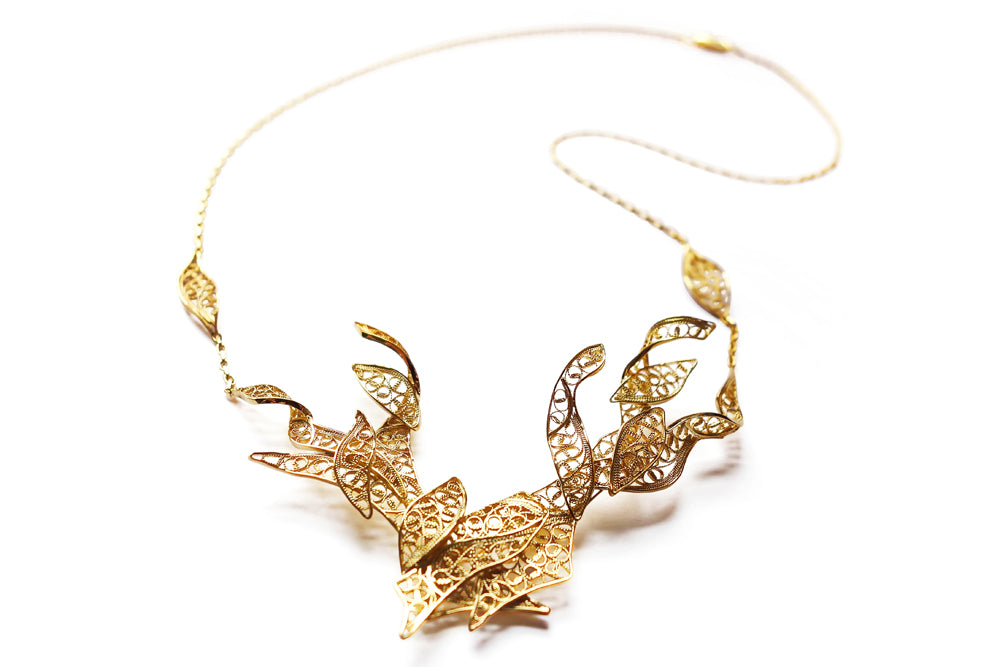 Bespoke Martha pendant - 18ct yellow gold and hand-crafted filigree 3