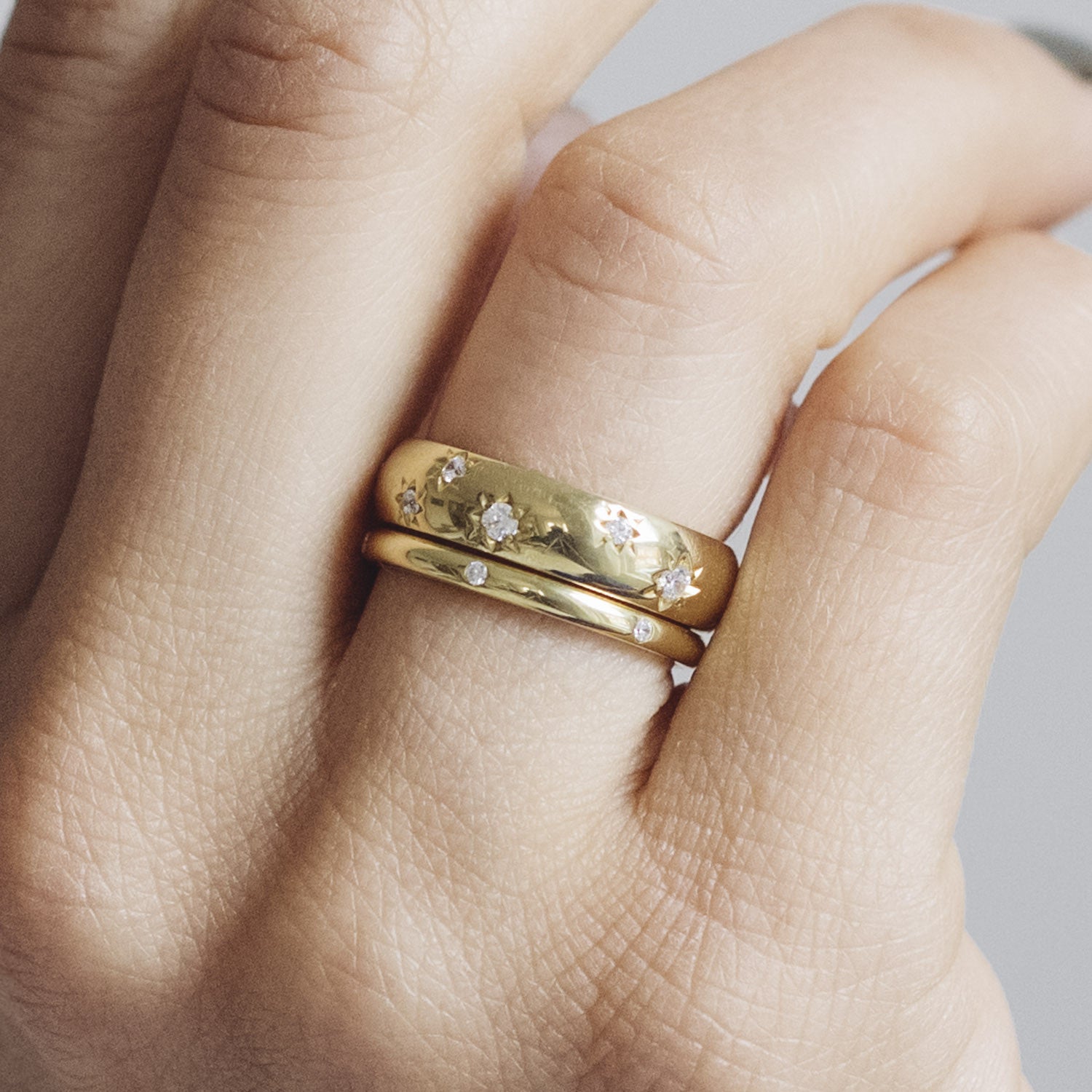 D-Shape Diamond Star Ethical Gold Wedding Ring 12