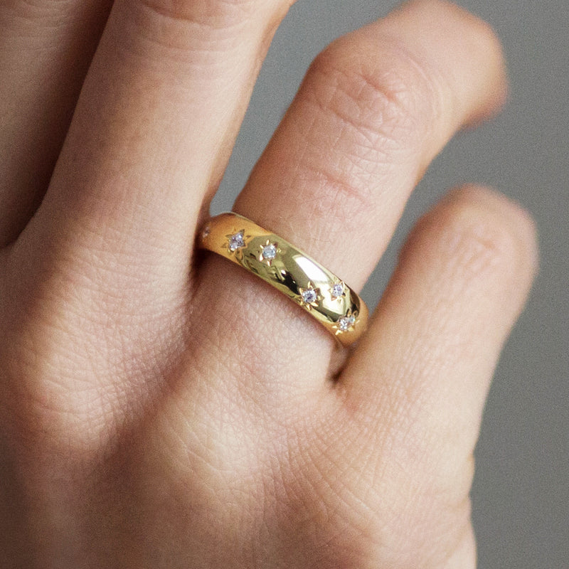 D-Shape Diamond Star Ethical Gold Wedding Ring