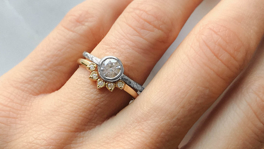 Wirwar Besmettelijk Cordelia Do wedding and engagement rings have to be the same metal? - Lebrusan Studio