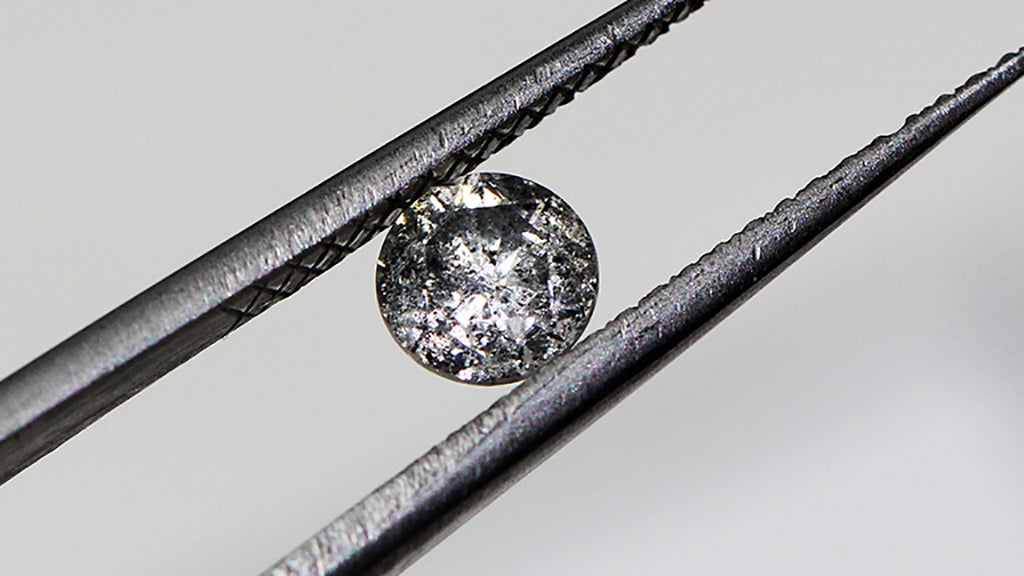 What are salt and pepper diamonds?