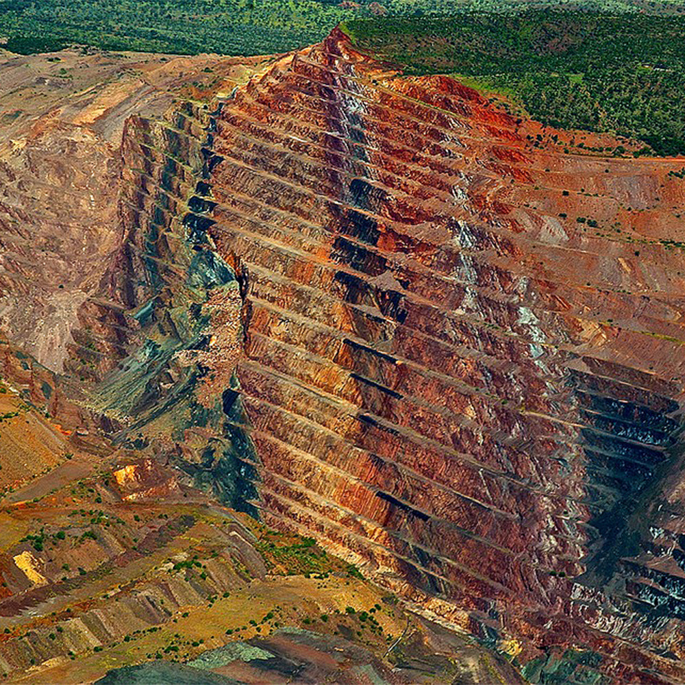 Open pit diamond mine
