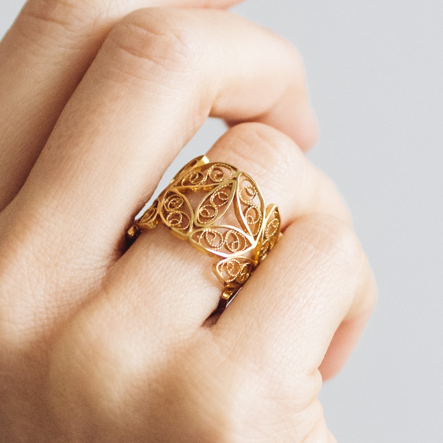 Filigree Walnut Leaf Ring