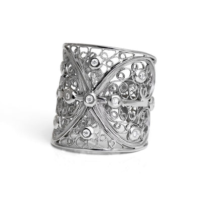 Bespoke Maureen filigree ring - 18ct white gold and reclaimed diamonds