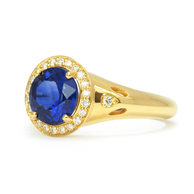 Bespoke Raiyah engagement ring, 18ct yellow Fairtrade gold, upcycled round blue sapphire and upcycled diamonds 2