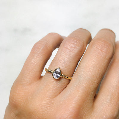 Candy Pop Ice Sapphire Engagement Ring, 18ct Ethical Gold 3