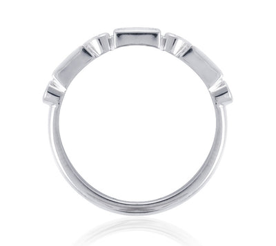 Bespoke Art Deco-inspired wedding band - 18ct recycled white gold - baguette and brilliant diamonds in rub-over settings 2