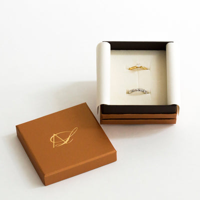 Ethical wedding rings with sustainable packaging