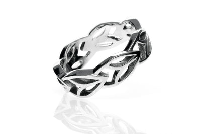 Bespoke leaf wedding ring - 18ct white gold 2